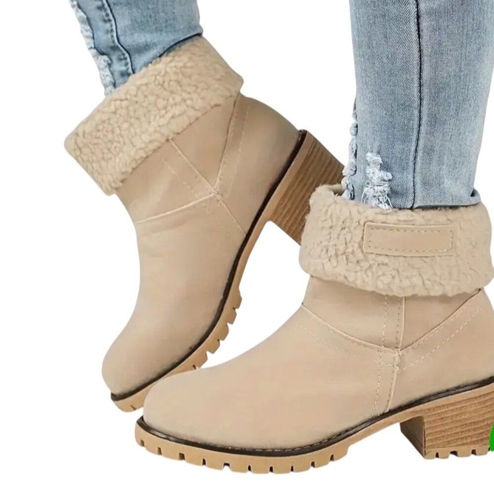 ✌️ 2/$40 ✌New Beige Faux Suede Ankle Boots With Fur Lining & Chunky Heel Size 41